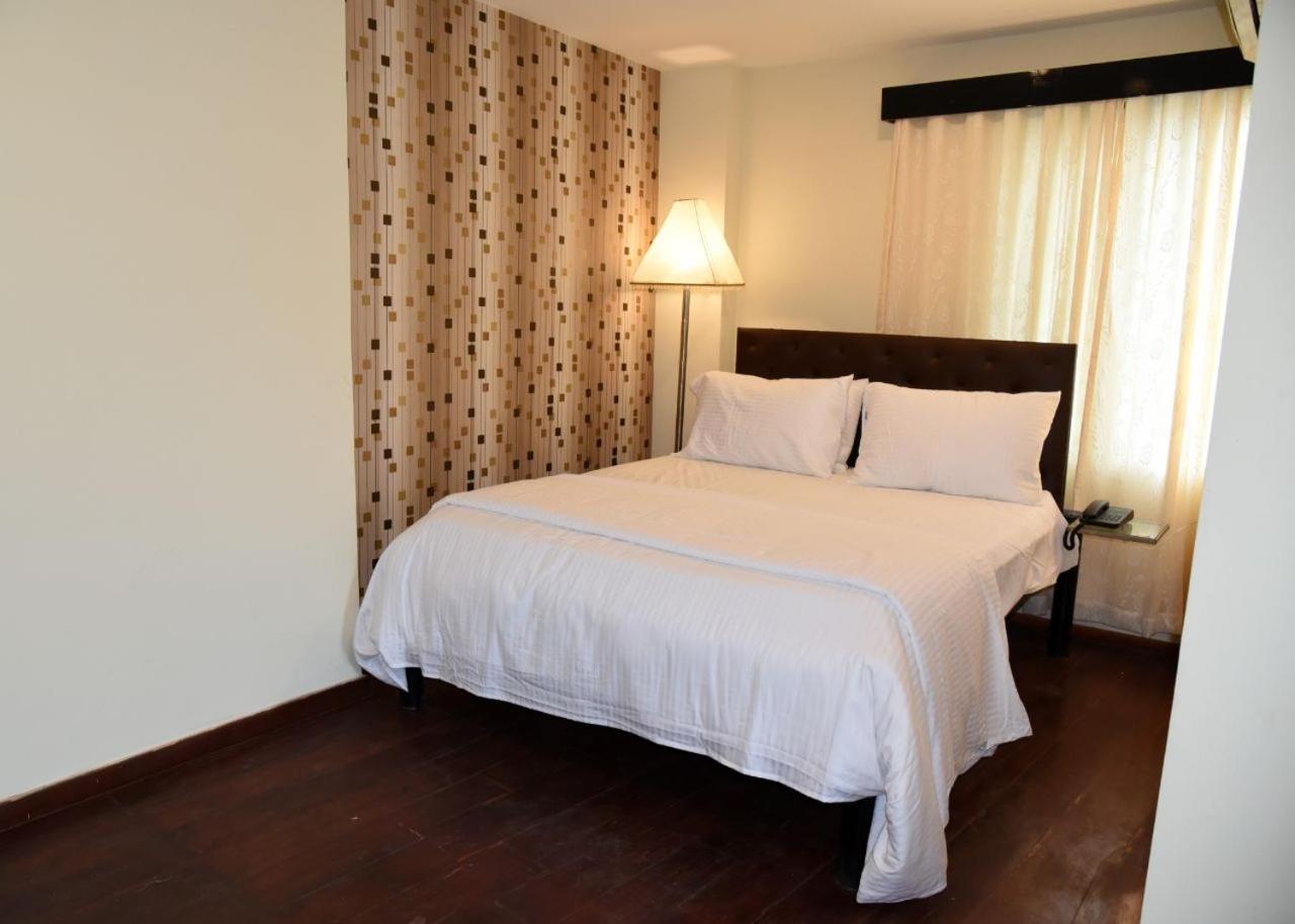 Creek Hotel - ปณชี ภายนอก รูปภาพ